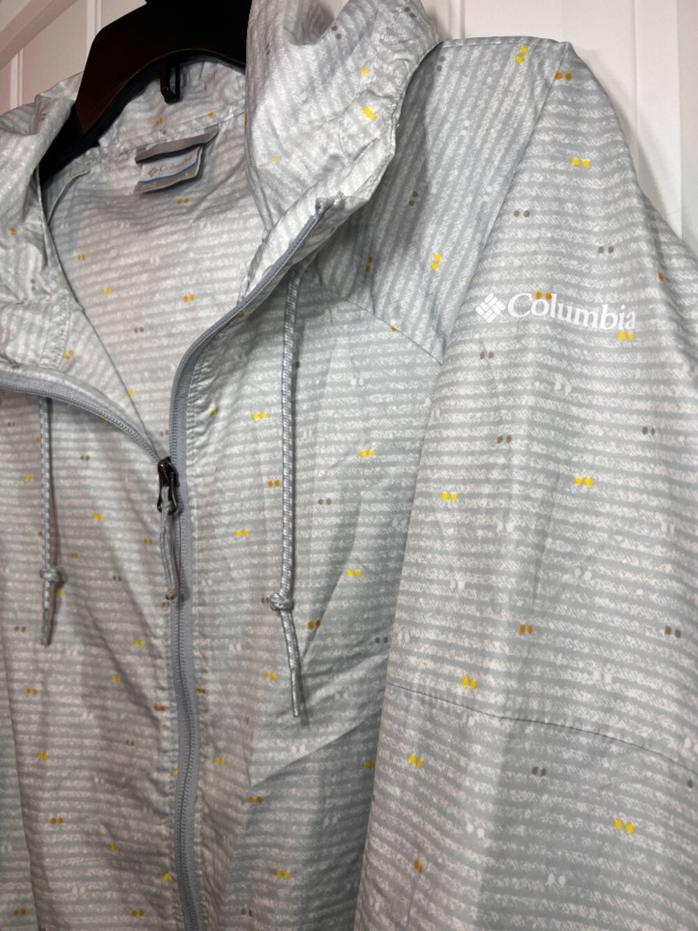Columbia Switchback Rain Jacket Hooded Windbreaker Gray Yellow Stripe Women's L - Picture 5 of 13